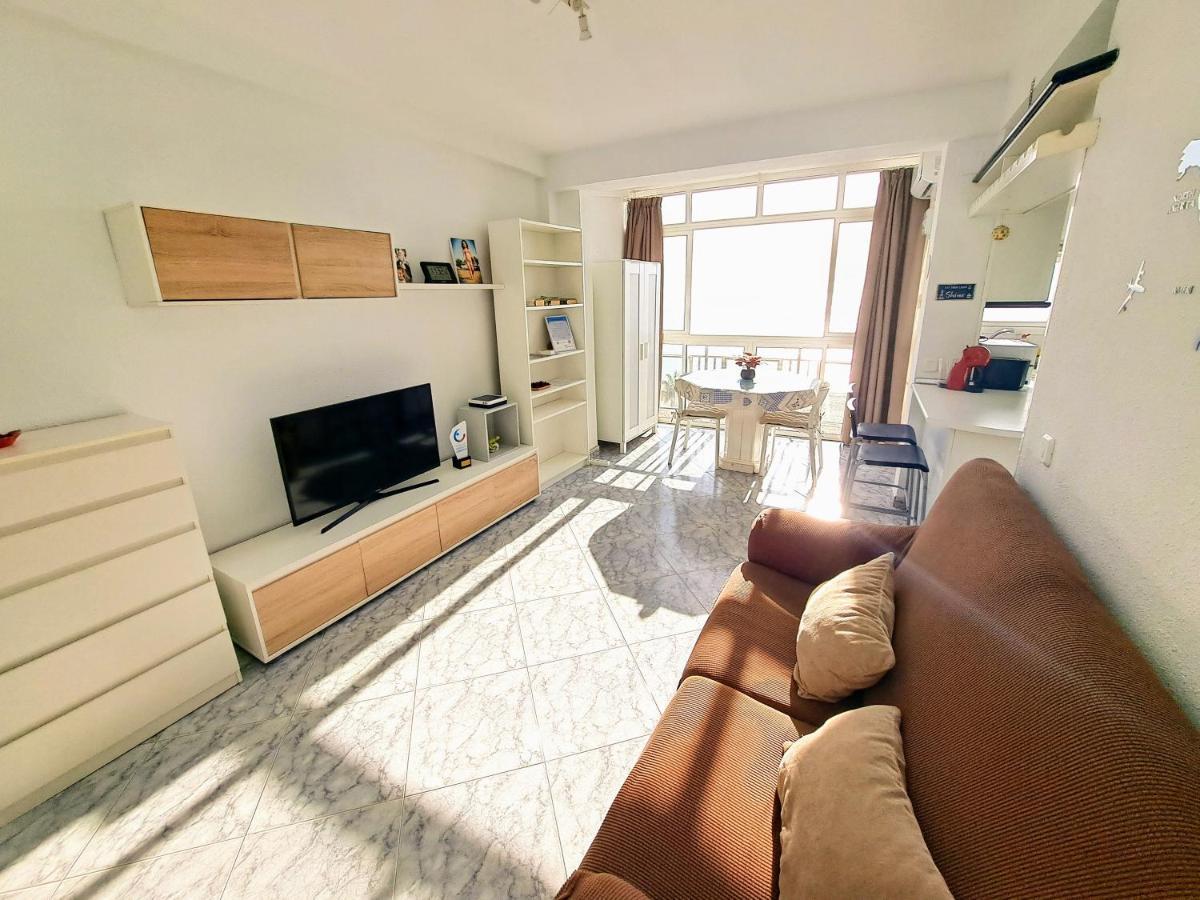 Sea Breeze Apartment Естепона Екстериор снимка
