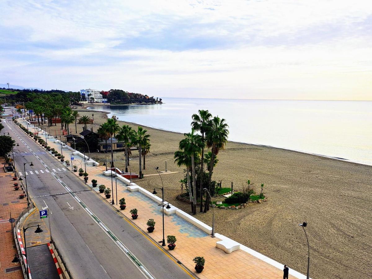 Sea Breeze Apartment Естепона Екстериор снимка