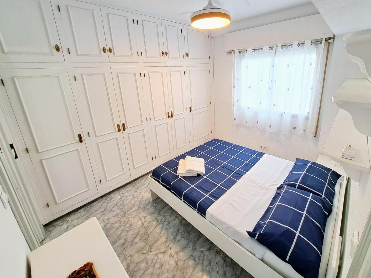 Sea Breeze Apartment Естепона Екстериор снимка